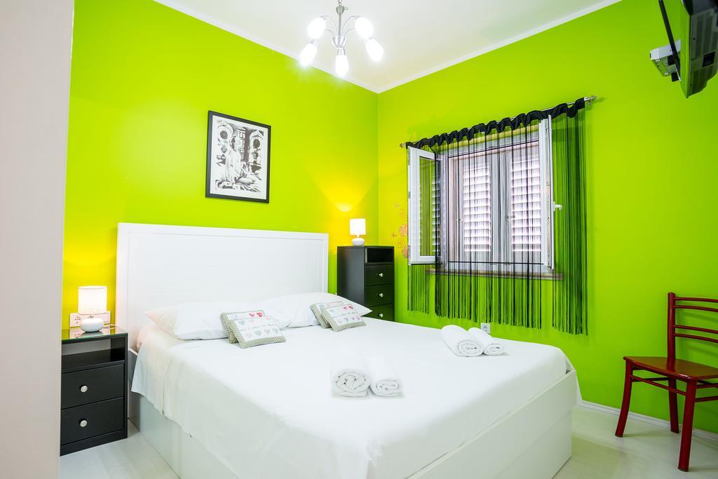 Apartments Biserka Bol Rom bilde