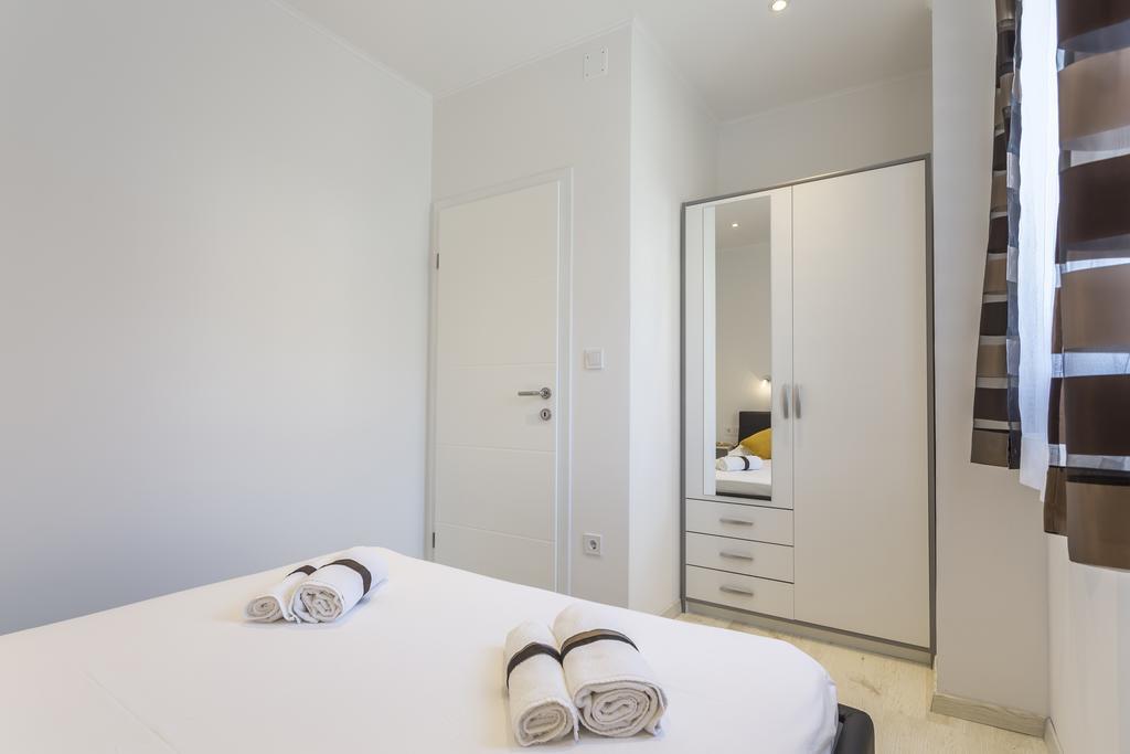 Apartments Biserka Bol Eksteriør bilde